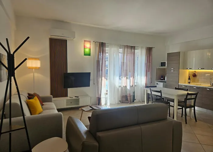 In Tune - Silvestri 226 Apartment *